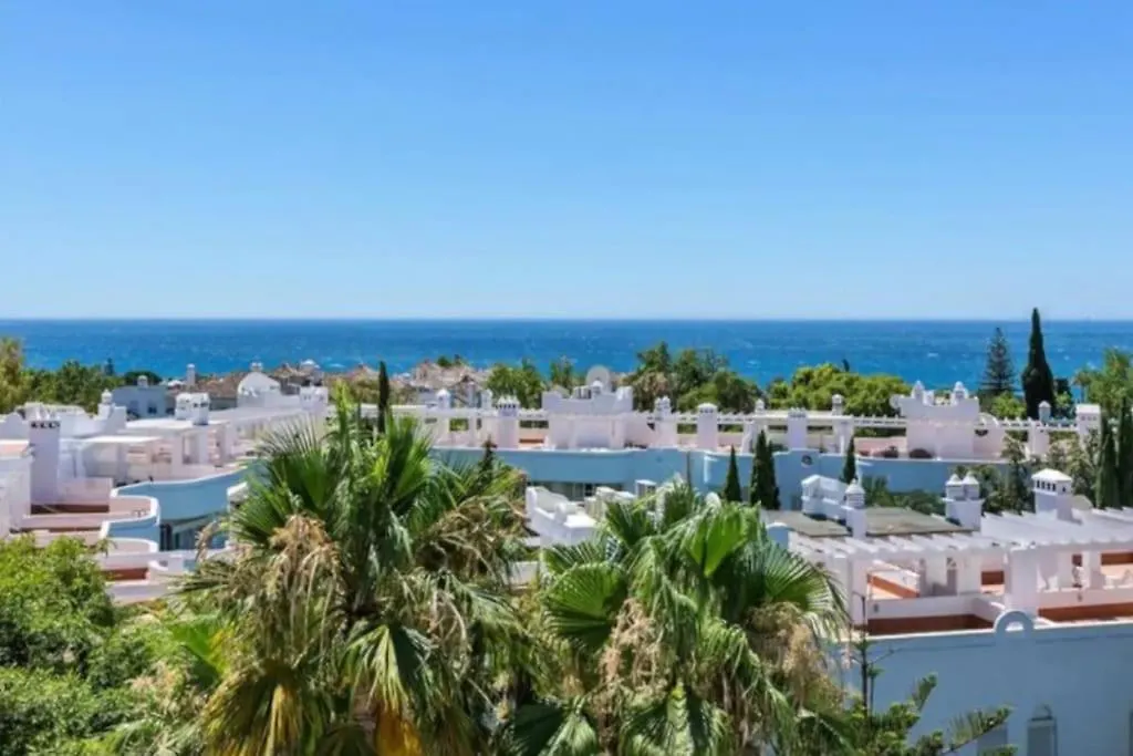 Stunning Penthouse In Golden Mile Apartment Marbella