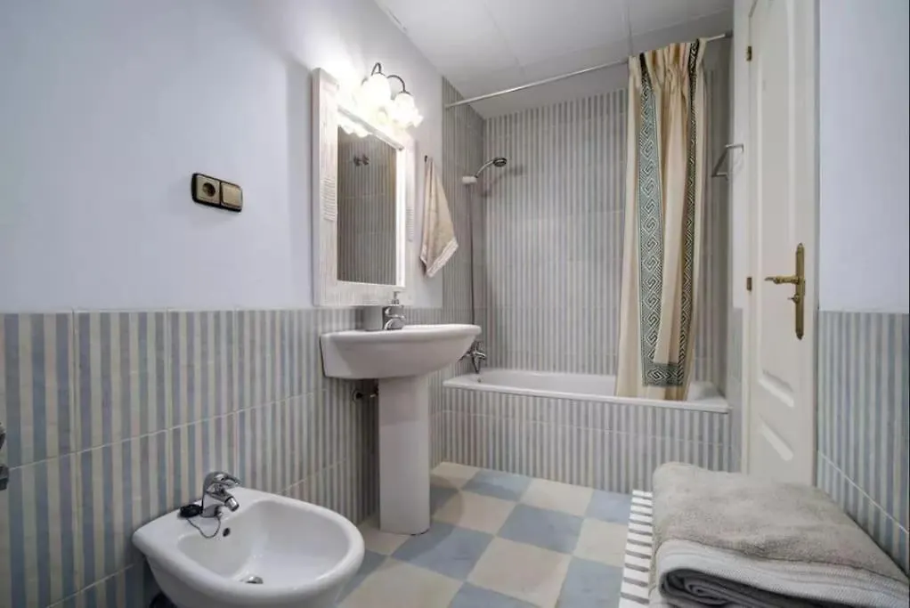 Stunning Penthouse In Golden Mile Apartment Marbella