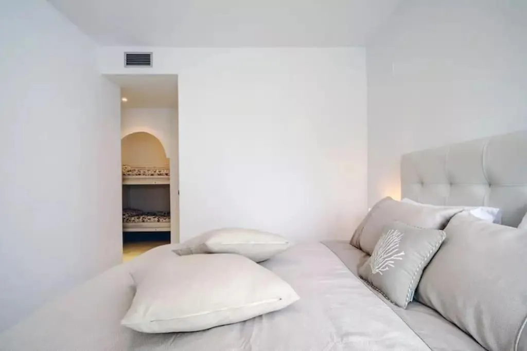 Stunning Penthouse In Golden Mile Apartment Marbella